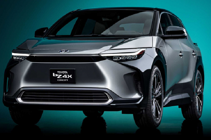 Mẫu xe điện Toyota bZ4X concept mới vừa được hãng công bố toàn cầu. Đây được cho là "màn giới thiệu trước" cho các mẫu xe điện gầm cao của Toyota, sắp ra mắt trong thời gian tới. Thậm chí, Toyota cũng xác nhận kế hoạch ra mắt phiên bản sản xuất của bZ4X concept từ giữa năm 2022 tại các thị trường như Nhật Bản và Trung Quốc.