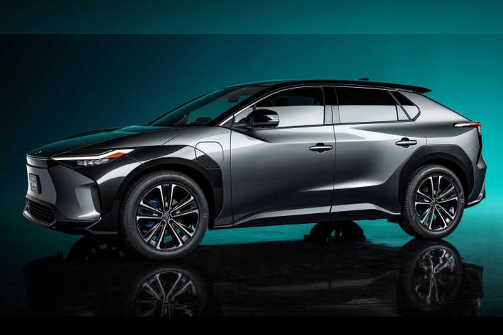 Toyota dự kiến sẽ ra mắt 7 mẫu xe thuộc dòng xe bZ trên toàn thế giới vào năm 2025. Điều này giúp hãng xe Nhật nâng danh mục xe của họ lên con số 15 mẫu xe điện và 70 mẫu xe "xanh" điện khí hóa.