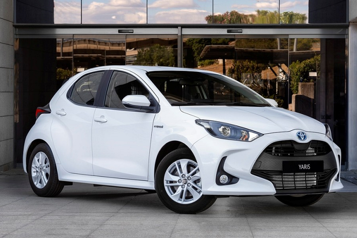 Trong thời gian qua, đã có không ít mẫu xe cỡ nhỏ được bổ sung phiên bản thương mại như Kia Morning Van hay Chevrolet Spark Van. Đến nay, tới lượt mẫu xe hatchback hạng B - Toyota Yaris 2021 mới được bổ sung phiên bản thương mại tương tự. Được gọi bằng cái tên ECOvan, phiên bản thương mại của Toyota Yaris sẽ dành cho thị trường châu Âu. Mẫu xe này ra đời dựa trên Toyota Yaris thế hệ thứ 4 đã ra mắt thị trường vào giữa năm ngoái.