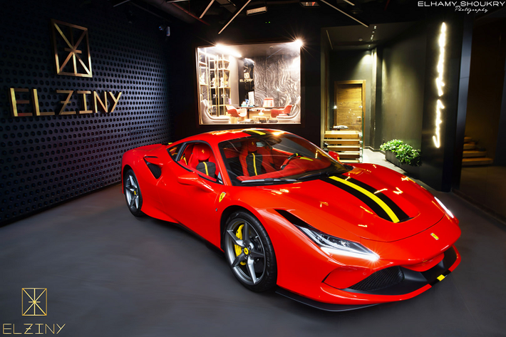 Được biết, Ferrari chỉ sản xuất duy nhất 1 chiếc F8 Tributo Modena Italy cho vị khách hàng của mình tại Ai Cập. Hiện giá xe Ferrari F8 Tributo Modena Italy vẫn là một ẩn số, tuy nhiên với hàng loạt những tuỳ chọn cao cấp được bổ sung thì mức giá của xe chắc chắn sẽ tăng lên đáng kể.