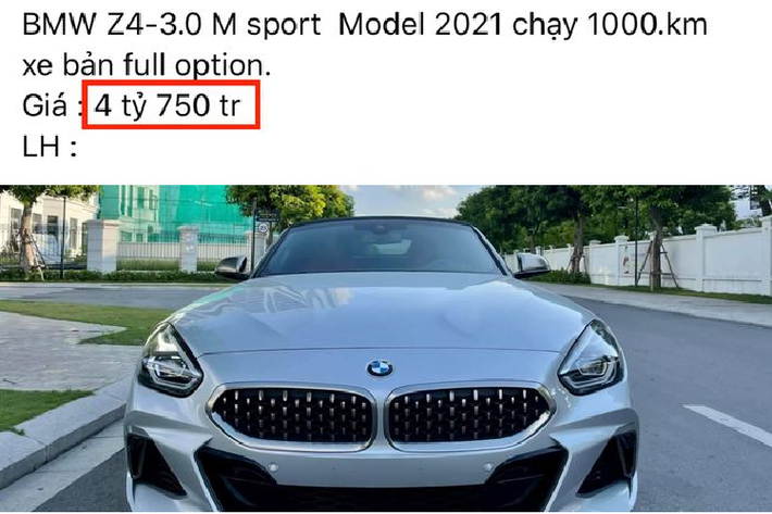 BMW Z4 M40i là phiên bản cao cấp nhất của thương hiệu xe Đức, chiếc xe này “đặt chân” tới Việt Nam vào tháng 9 năm ngoái. Mới chỉ lăn bánh được hơn 1.000 km, giá xe BMW Z4 M40i 2021 đã được rao bán với mức 4 tỷ 750 triệu đồng. Như vậy, giá của Z4 M40i hàng “lướt” còn cao hơn một chiếc sDrive30i “đập hộp” tại Việt Nam. Lý do chiếc BMW Z4 M40i có mức giá khá “đau ví” như vậy là vì xe sở hữu một số trang bị động cơ và các tùy chọn thêm.