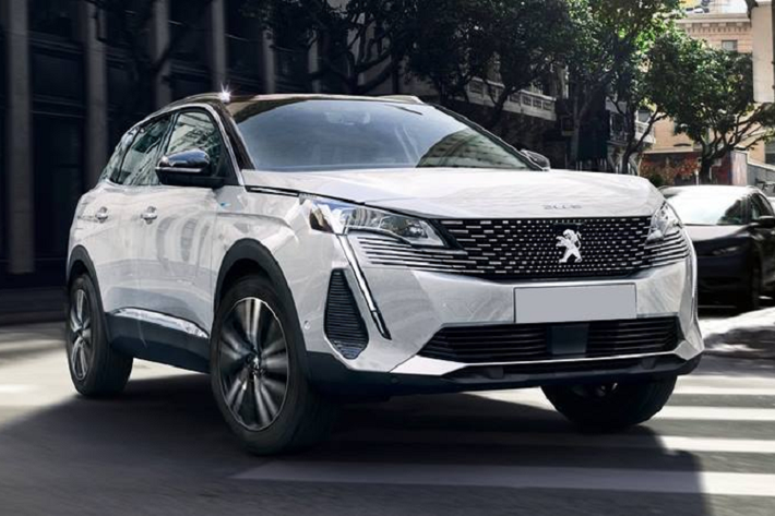 Sau khi THACO công bố chương trình ưu đãi cho Peugeot 3008 tại Việt Nam trong tháng 6/2021, mới đây phiên bản 2021 của mẫu SUV cỡ C này đã bị bắt gặp trong khuôn viên nhà máy lắp ráp của doanh nghiệp Việt đặt tại Chu Lai, Quảng Nam.