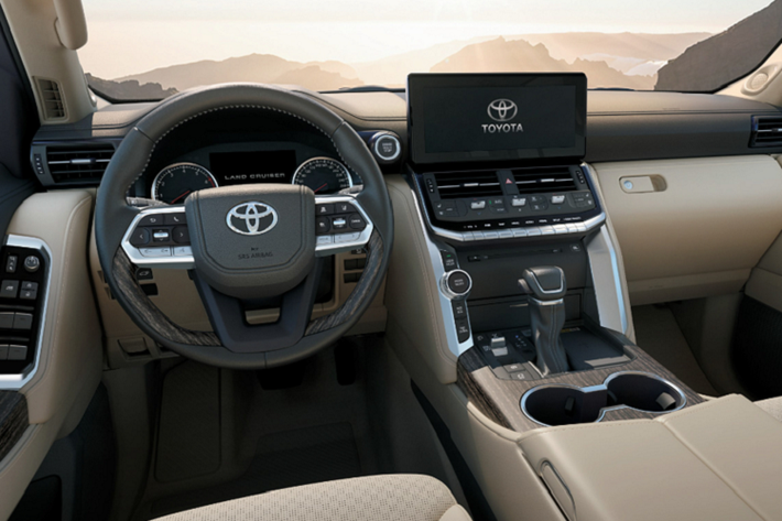 Tuy nhiên, tất cả chỉ là dự đoán và hãy chờ đợi các thông số kỹ thuật Land Cruiser 2022 phiên bản VX nhập chính hãng.
