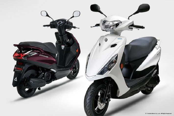 Yamaha Nhật Bản vừa giới thiệu đến người dùng phiên bản mới của mẫu xe Axis Z, đây là mẫu xe ga hàng đầu của Yamaha tại thị trường Nhật Bản. Phiên bản mới của Yamaha Axis Z 2021 mới sẽ được thay đổi đôi chút về kiểu dáng giúp xe trông hiện đại hơn.