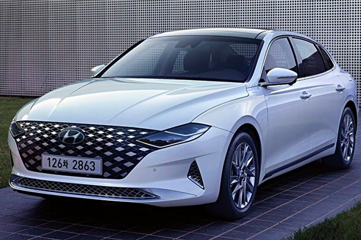 1. Hyundai Grandeur (8.563 chiếc) Mẫu xe bán chạy nhất Hàn Quốc tháng 2/2021 tiếp tục là cái tên Hyundai Grandeur, mẫu sedan cỡ trung với doanh số tới 8.563 xe.