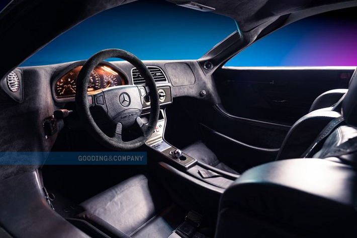 Chiếc Mercedes-Benz CLK GTR trong bài được bán ra lần đầu vào năm 1997 cho Hermann-Dieter Eschmann ở Đức, sau đó, tới năm 2005 chiếc xe đã lọt vào tay một nhà sưu tập tư nhân ở Hồng Kông.