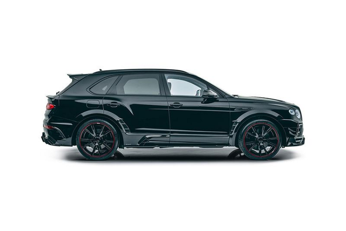 Về truyền động, Mansory cho biết nếu khách hàng yêu cầu, hãng sẽ nâng cấp động cơ tăng áp V8 4.0L của Bentayga 2021, bằng cách thiết lập lại phần mềm ECU và thêm hệ thống ống xả mới, cho công suất lên tới 739 mã lực và mô-men xoắn cực đại 1.020 Nm, tăng đáng kể so với con số 542 mã lực và 770 Nm tiêu chuẩn.