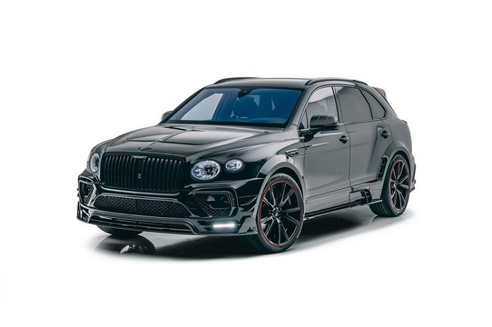 Không hài lòng với những sửa đổi mà Bentley cung cấp cho Bentayga 2021, hãng độ Mansory đã cho ra mắt một mẫu Bentley Bentayga facelift 2021 mới của riêng mình, trông mạnh mẽ và cá tính hơn hẳn so với nguyên bản.