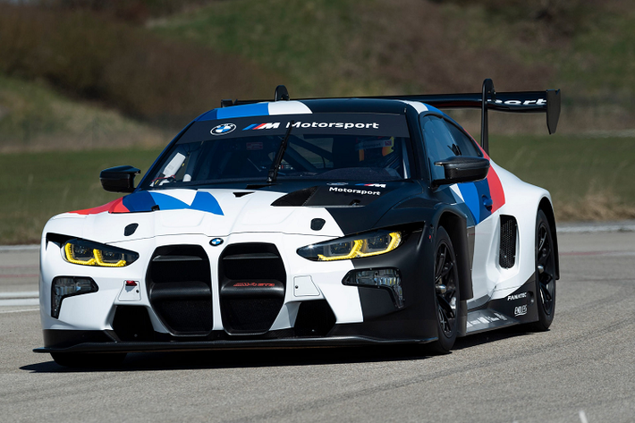 Tuy nhiên, sau giải đua Nurburgring Endurance Series, BMW M4 GT3 vẫn sẽ tiếp tục được thử nghiệm và kiểm tra, trước khi được bàn giao cho khách hàng vào đầu các mùa giải của năm 2022.