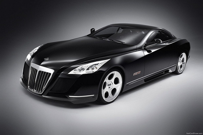 Maybach Exelero (1 chiếc) Chỉ có duy nhất một chiếc Maybach Exelero độc nhất thế giới từng được chế tạo, và nó được ủy thác bởi một công ty con của Goodyear Tire & Rubber Company ở Đức có tên là Fulda. Nhiệm vụ của nó là thử nghiệm và giới thiệu dòng lốp Carat Exelero, và được chế tạo với sự hợp tác của DaimlerChrysler, công ty sở hữu Maybach vào thời điểm đó. Exelero được trang bị động cơ tăng áp kép V12 của Maybach, sản sinh công suất 690 mã lực, và ấn tượng hơn là 1.020 Nm mô-men xoắn cực đại tại tua máy chỉ 2.500 vòng/phút.