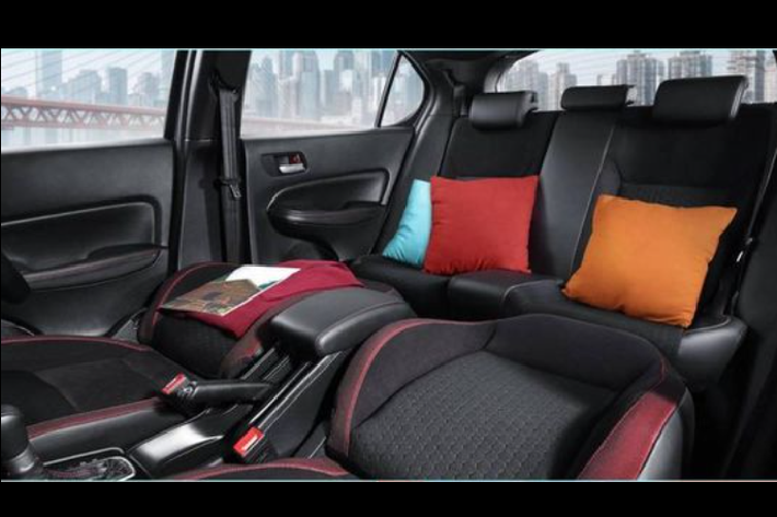 Được giới thiệu tại Indonesia để thay thế Honda Jazz, Honda City Hatchback hoàn toàn mới đã xuất sắc dẫn đầu bảng xếp hạng doanh số phân khúc hatchback giá rẻ tại đất nước này trong 3 tháng liên tiếp (4 - 5 -6/2021).