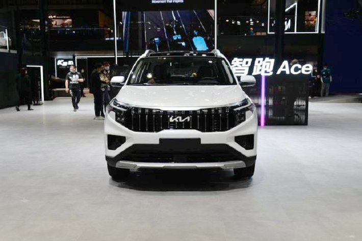 Nguồn cung cấp sức mạnh cho Kia Sportage Ace 2021 tại thị trường Trung Quốc là khối động cơ xăng 4 xi-lanh, tăng áp, dung tích 1.5L, sản sinh công suất tối đa 200 mã lực. Trong tương lai, mẫu crossover cỡ C này còn được bổ sung cả động cơ 2.0L để giảm giá bán của xe.
