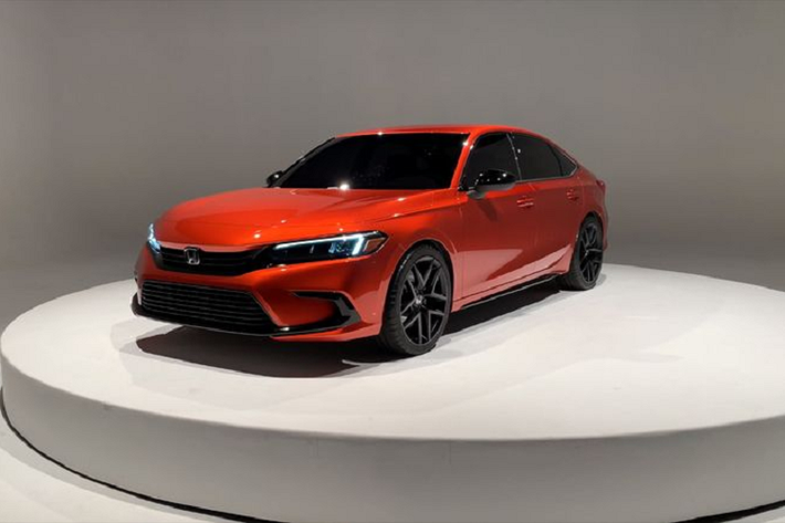 Bên cạnh đó, chiếc sedan sẽ "hưởng lợi" nhiều từ phong cách thiết kế của "đàn anh" Accord mới nhất. Nhìn chung, Civic Sedan 2022 sẽ có thiết kế gọn gàng và bớt phức tạp hơn so với phiên bản hiện tại, hướng tới một hình ảnh cao cấp hơn - điều này cũng sẽ được thực hiện với Civic Hatchback.