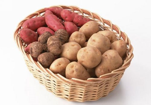 Ăn lẩu riêu cua cũng cần tránh ăn với khoai lang, khoai tây để tránh gây sỏi trong cơ thể. Ảnh: healthplus.