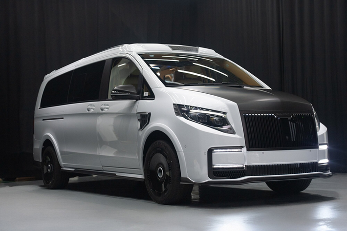 MANSORY không tiết lộ mức giá xe Mercedes-Benz V-Class cùng gói nâng cấp này, tuy nhiên chắc chắn rằng nó không hề rẻ. Theo MANSORY, hãng độ sẽ mang đến nhiều điều bất ngờ trong thời gian tới.