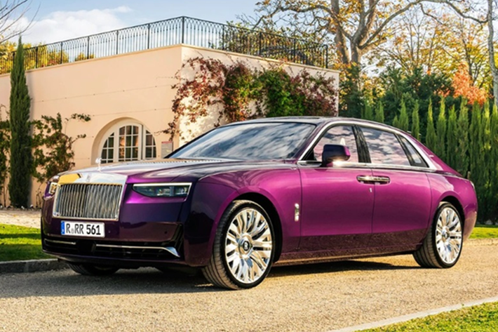 Như đúng cái tên Rolls-Royce Ghost Extended Series II The Encounter mới – “cuộc gặp mặt”, mẫu xe được thiết kế nhằm kỷ niệm 120 năm kể từ lần đầu hai vị sáng lập thương hiệu, Charles Stewart Rolls và Frederick Henry Royce, gặp nhau vào ngày 4/5/1904.
