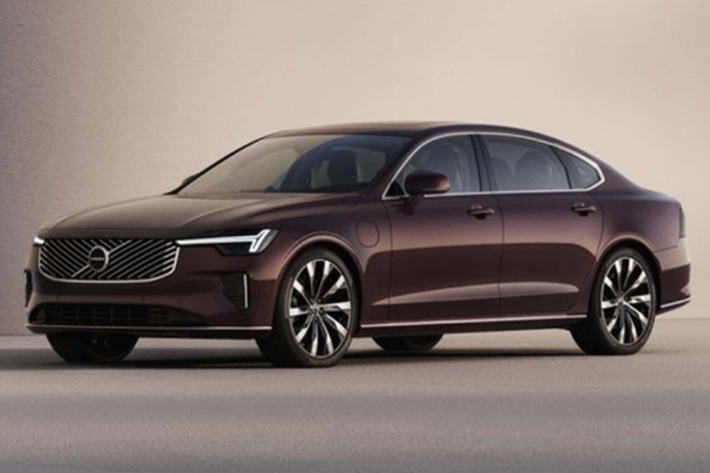 Ra mắt lần đầu tiên vào năm 2016, Volvo S90 hạng sang đã khẳng định vị thế của mình trong phân khúc sedan hạng E. Tuy nhiên, sau gần một thập kỷ, mẫu xe này giờ đây đang đối diện với thực tế rằng thị trường sedan đã và đang suy giảm mạnh, trong khi SUV lại lên ngôi.