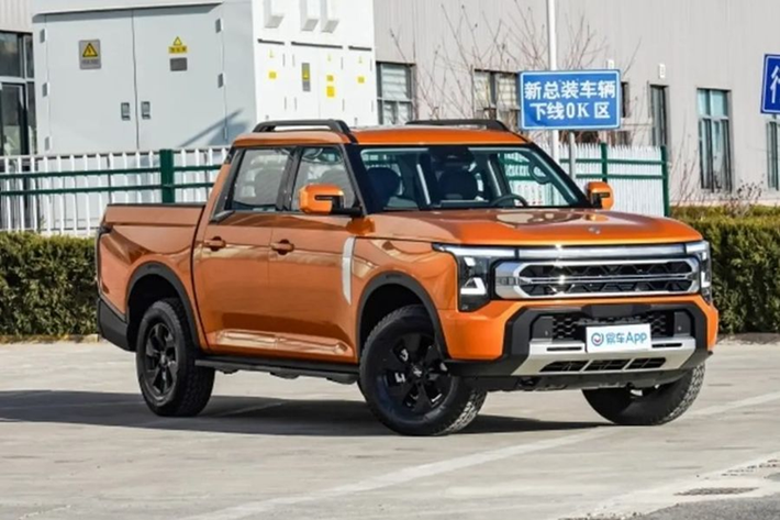 Nissan Dongfeng Z9 2025 mới có chiều dài tổng thể đạt 5.520 mm, rộng 1.960 mm, cao 1.950 mm và chiều dài cơ sở 3.300 mm.