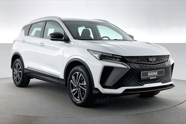 Các tư vấn bán hàng còn báo giá xe Geely Coolray 2025 tiêu chuẩn chỉ hơn 530 triệu đồng. Nếu mức giá này là thật thì giá xe thấp hơn khá nhiều so với những mẫu SUV/CUV cỡ B cùng phân khúc. Geely Coolray cũng sẽ do Tasco Auto phân phối chính hãng tại Việt Nam.
