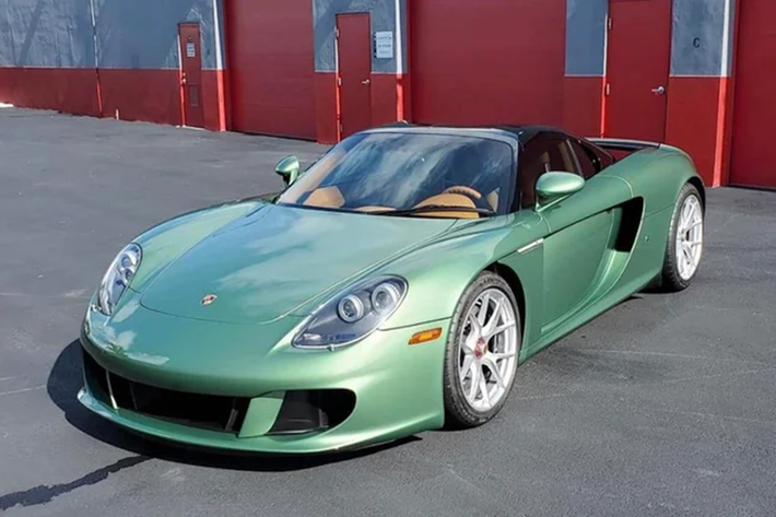 "Trái tim" mạnh mẽ này giúp siêu xe nhà Porsche có thể xuất phát từ vị trí đứng yên để tăng tốc lên 100 km/h chỉ sau 3,9 giây.