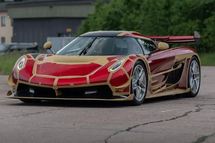 Các đại gia khi đặt mua xe Koenigsegg Jesko triệu đô phải chờ vài năm mới được bàn giao, hãng này sản xuất 125 chiếc trên thế giới, nhiều hơn 45 xe so với Regera của Hoàng Kim Khánh
