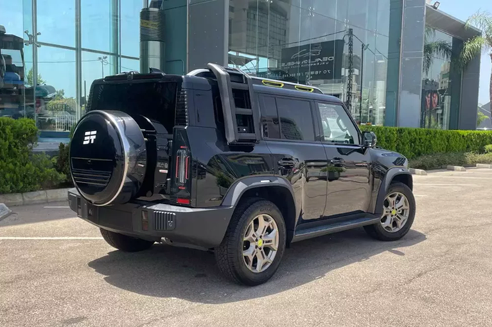Jetour đã nhận được sự hỗ trợ từ Chery về công nghệ off-road và hợp tác với thương hiệu Luxeed của Chery và Huawei để tích lũy kinh nghiệm xây dựng hình ảnh thương hiệu hạng sang cao cấp.