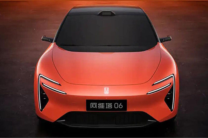 Mẫu xe sedan Avatr 06 2025 có sẵn với các biến thể hệ truyền động EREV và BEV. Chiếc xe này sẽ bắt đầu bán tại thị trường hàng xóm của Việt Nam vào tháng 4 năm nay.
