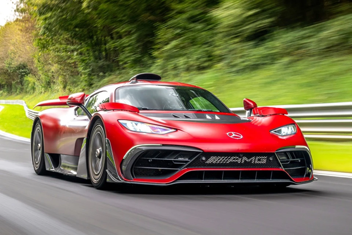 Thành tích tại trường đua Nurburgring, vốn được mệnh danh là "Địa ngục xanh", luôn là thước đo để đánh giá khả năng vận hành của bất kỳ mẫu xe thương mại hay xe đua... nhưng với siêu xe hypercar Mercedes-AMG One mới thì hoàn toàn khác.