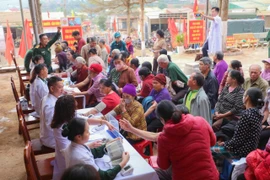 Xuân Chiến sĩ 2026 trao hàng nghìn phần quà tại Lâm Đồng