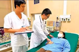 Bệnh nhân 49 tuổi ngộ độc khí CO vì đốt than trong phòng kín trị cảm cúm