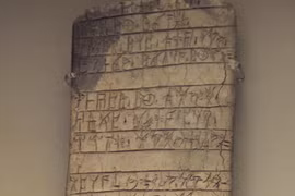 Chữ viết thất lạc của người Mycenae đã được tìm ra và giải mã như thế nào?