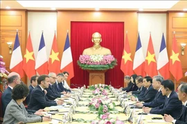  Việt Nam - Pháp thúc đẩy quan hệ đối tác chiến lược hiệu quả