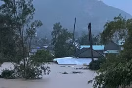 Chủ tịch Đắk Lắk chỉ đạo khẩn ứng phó mưa lũ, yêu cầu cứu dân là trên hết