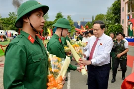 Chủ tịch Quốc hội Trần Thanh Mẫn dự Lễ giao nhận quân năm 2026 tại TP HCM