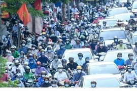 Hà Nội lập tổ liên ngành tham mưu chuyển đổi phương tiện giao thông