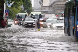 Mưa lớn ở miền Bắc, Hà Nội nguy cơ ngập nhiều tuyến phố