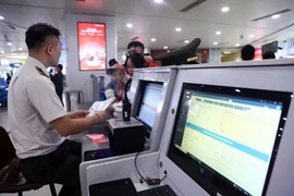 Việt Nam miễn thị thực với 6 nhóm người nước ngoài 