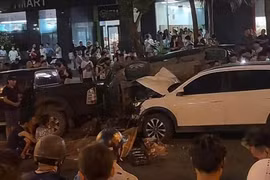 Hiện trường vụ tai nạn liên hoàn khiến một người tử vong ở Dương Nội