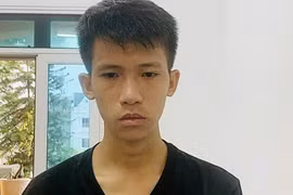 Bắt quả tang đối tượng đang mang bán cá thể cu li thuộc nhóm IB