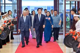 Lãnh đạo Đảng, Nhà nước, MTTQ Việt Nam gặp mặt đại biểu các tầng lớp nhân dân