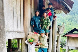 Di dời hàng chục hộ dân xã miền núi Nghệ An đến nơi an toàn