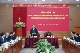 Xây dựng nghị quyết chiến lược thúc đẩy tăng trưởng hai con số