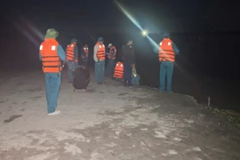 Dông lốc làm lật bè khiến 2 người tử vong ở Quảng Ninh