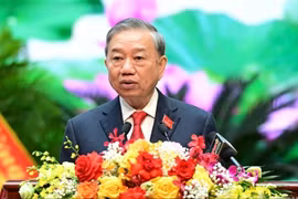 Quân đội Nhân dân vững bước dưới cờ Đảng quang vinh