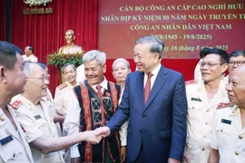 Tổng Bí thư Tô Lâm gặp mặt các tướng lĩnh, cán bộ cấp cao CAND qua các thời kỳ