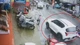 Ô tô tông liên hoàn nhiều xe máy, bé 5 tuổi tử vong 