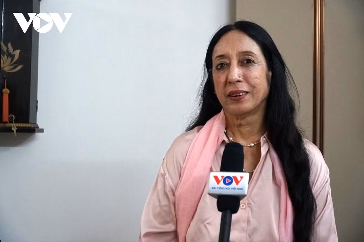 Giáo sư Reena Marwah làm việc tại Đại học Delhi, đồng thời là Tổng thư ký Hiệp hội các học giả châu Á