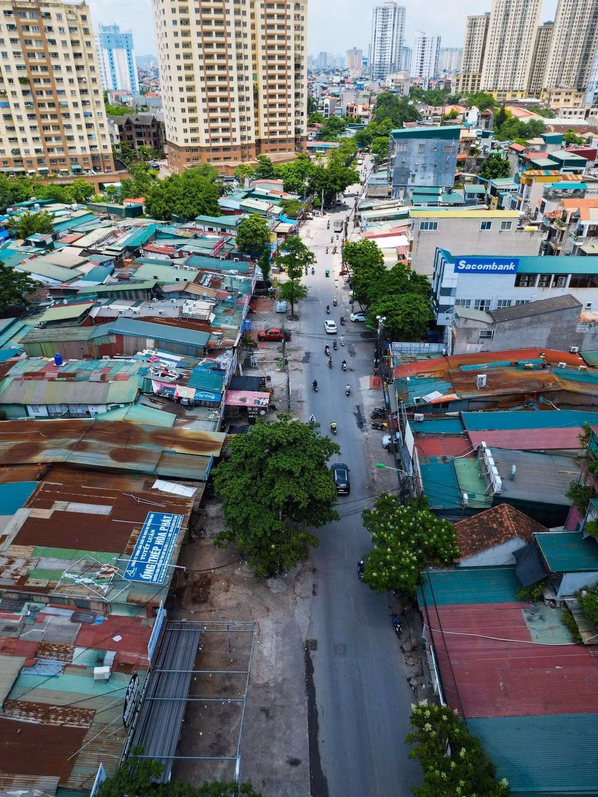 Trung tâm Phát triển quỹ đất quận Hoàng Mai (cũ) đã thông báo cho đơn vị tư vấn việc chấm dứt, thanh lý hợp đồng, đồng thời hoàn thiện thủ tục lựa chọn đơn vị đo đạc, lập bản đồ GPMB thực hiện khối lượng công việc còn lại. Theo UBND TP. Hà Nội, HĐND thành phố đã cho phép sử dụng 700 tỷ đồng từ nguồn kinh phí cải cách tiền lương kết dư để ứng trước cho triển khai công tác GPMB dự án. Dự kiến, dự án sẽ hoàn thành trong năm 2027.