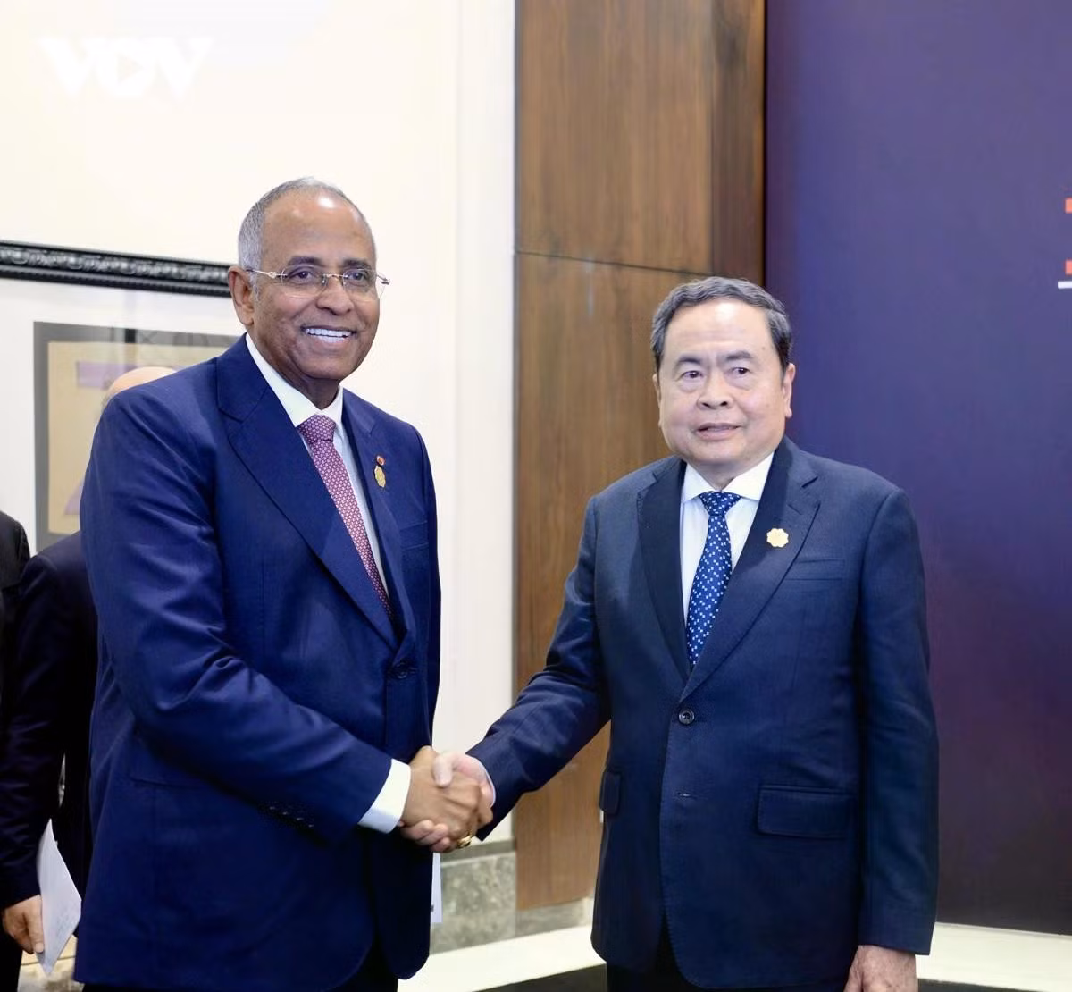 Chủ tịch Quốc hội Trần Thanh Mẫn gặp Chủ tịch Quốc hội Bờ Biển Ngà Patrik Achi.