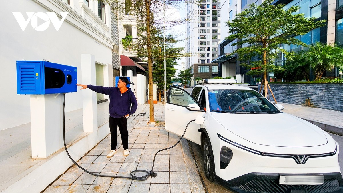 Đơn vị này bố trí khu vực sạc pin riêng phía ngoài chung cư để hạn chế nguy cơ hỏa hoạn...